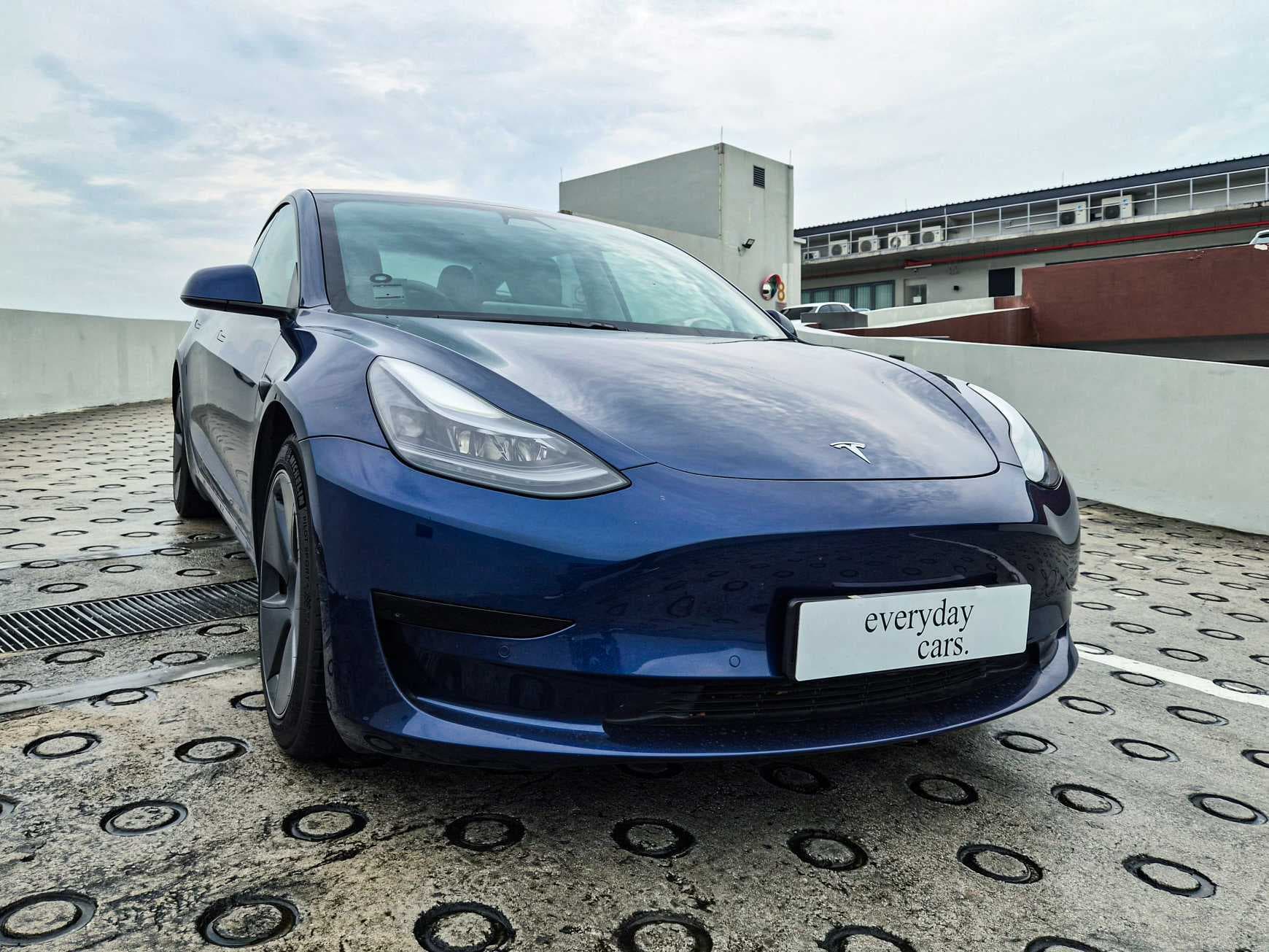 TESLA MODEL 3 STANDARD RANGE - Image 1